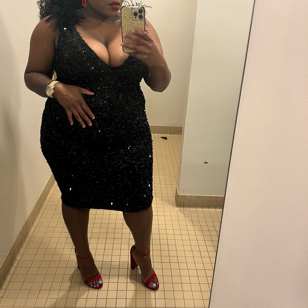Elegant Black Sequin Dress